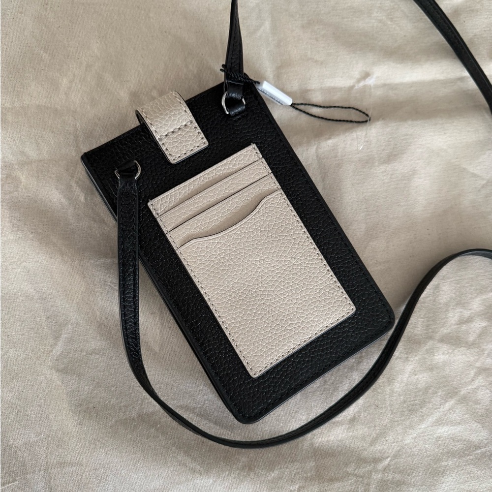 New Marc Jacobs Groove Pebble Leather Phone Crossbody Bag Prune Black/light Blue - Picture 2 of 8